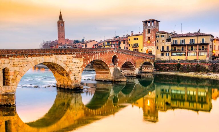 verona fiume adige e il ponte di pietra - attività da fare a Verona